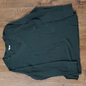 Women's hunter Green sweater